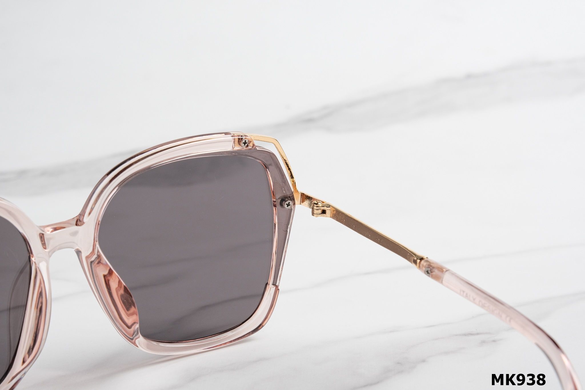  Kính Mát MK938 