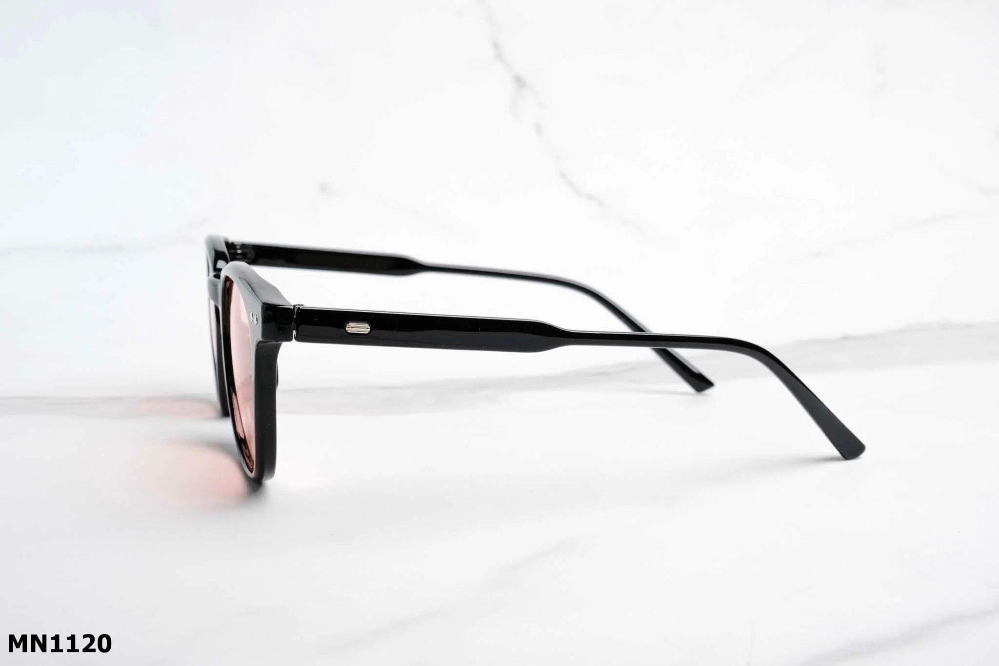  Kính Mát MN1120 