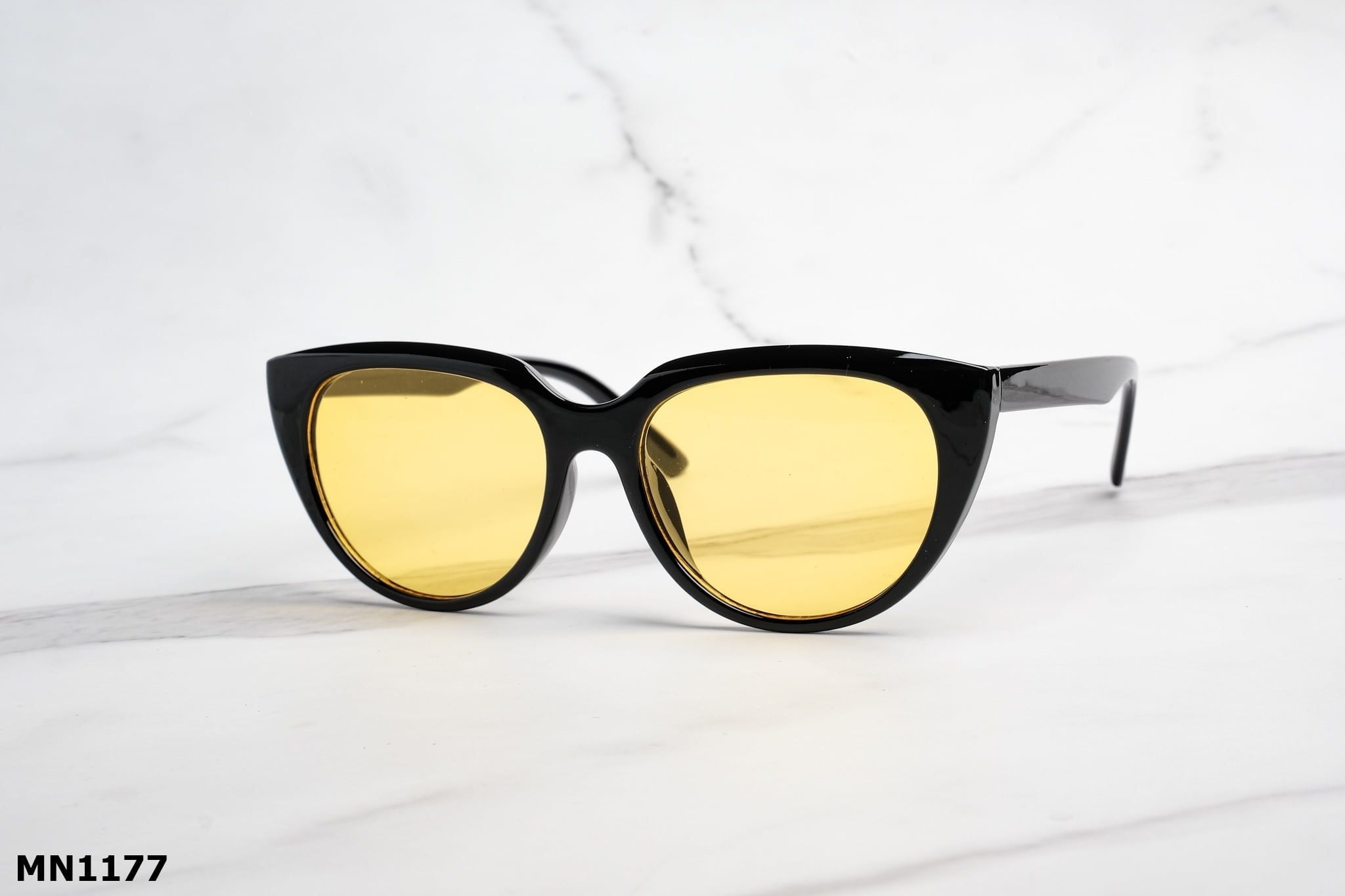  Kính Mát MN1177 