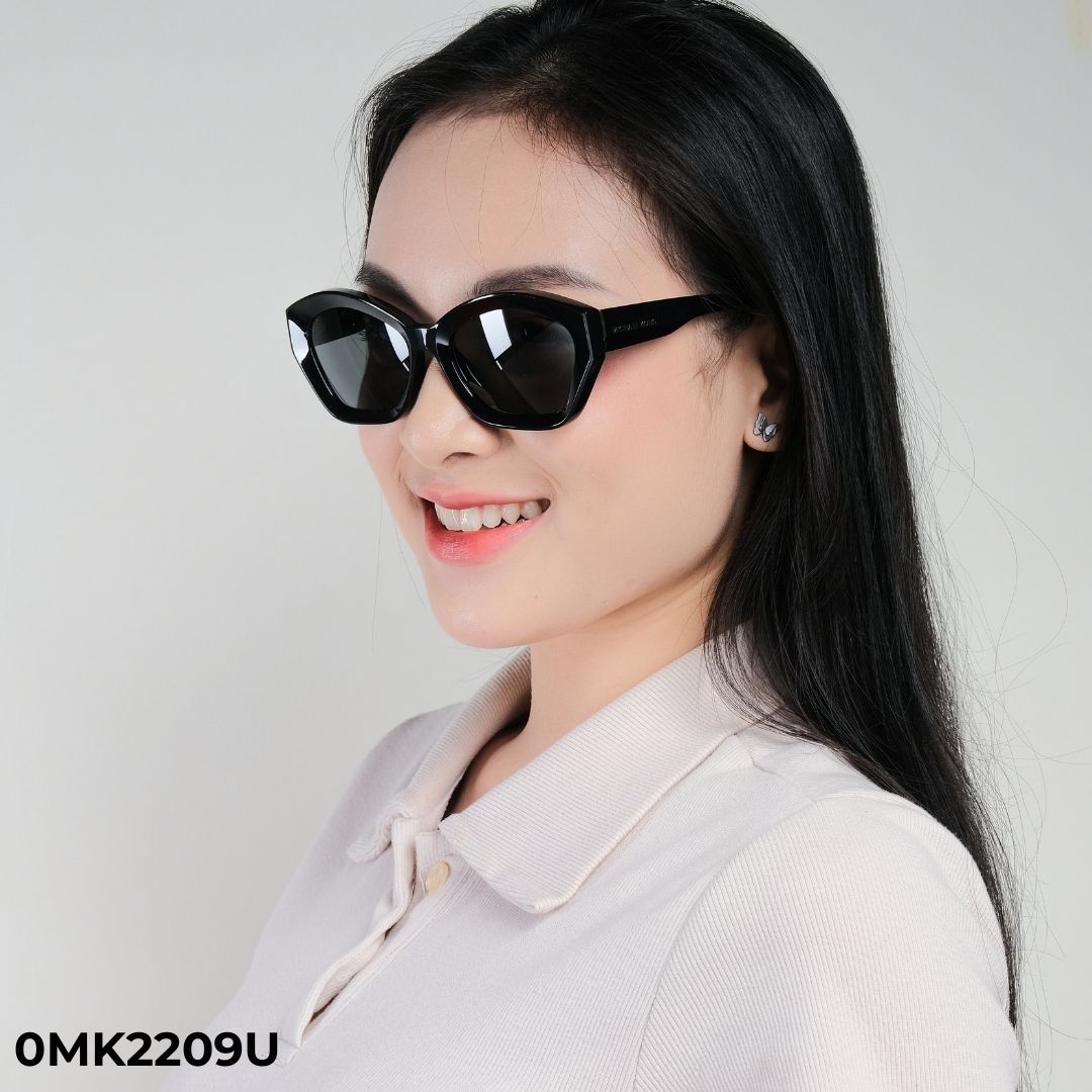 Michael Kors Eyewear - Sunglasses - 0MK2209U