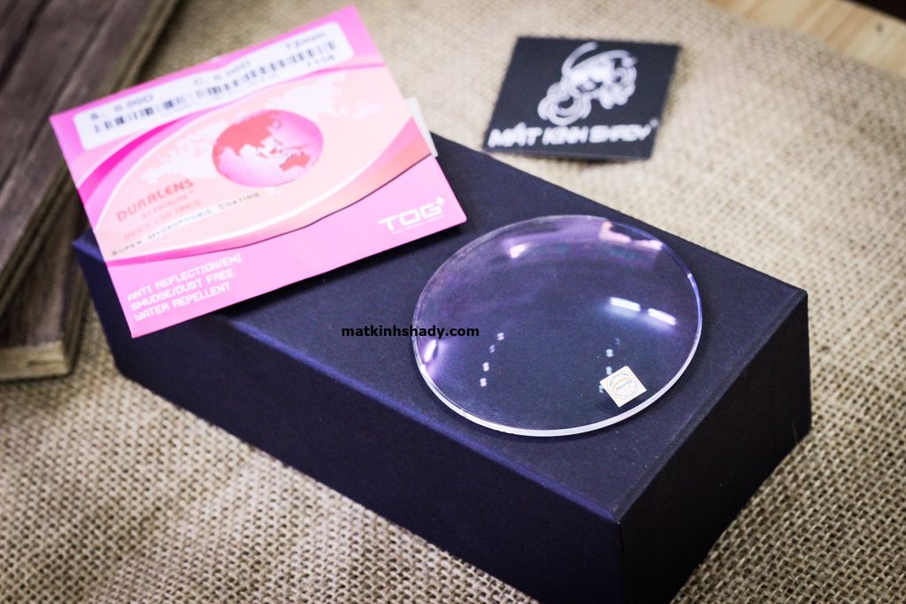 Tròng Kính Chống Chói Super Hydrophobic Excelite 1.56