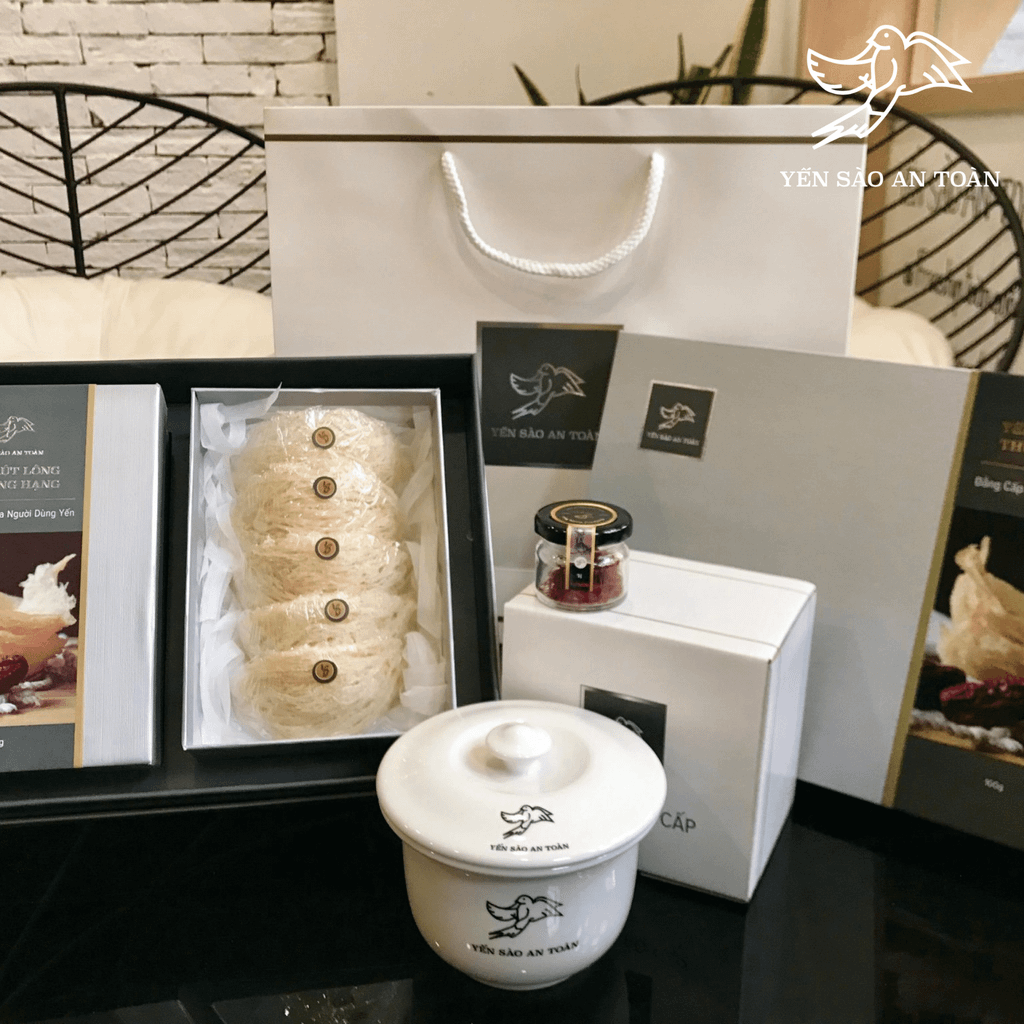 Yến Nguyên Tổ Rút Lông Thượng Hạng