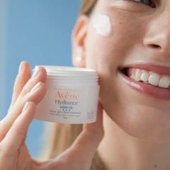 Kem dưỡng ẩm dành cho da khô và da nhạy cảm Avène Hydrance Aqua-Gel Hydrating Aqua Cream-In-Gel 50ml