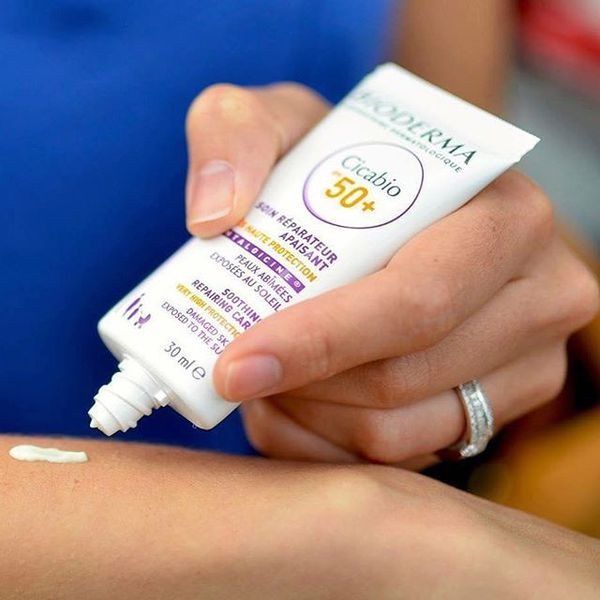 Kem dưỡng phục hồi da và chống nắng cho da sau vết thương Bioderma Cicabio Creme SPF 50+ 30ml