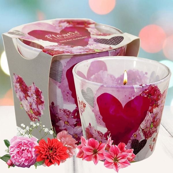 Ly nến thơm Bartek Candles BAT0587 Flowers Hearts 115g (Hương hoa păng xê)