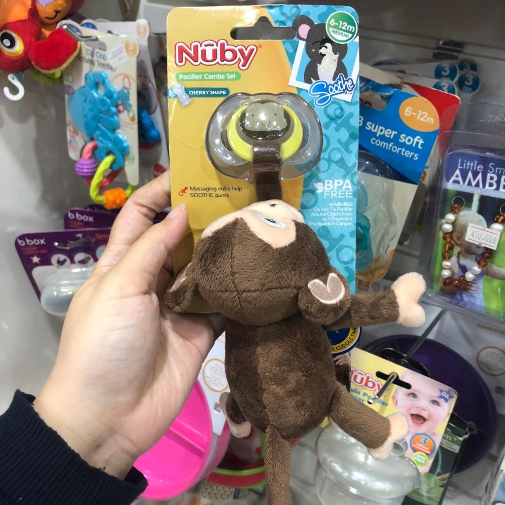 Ngậm nướu gấu Nuby