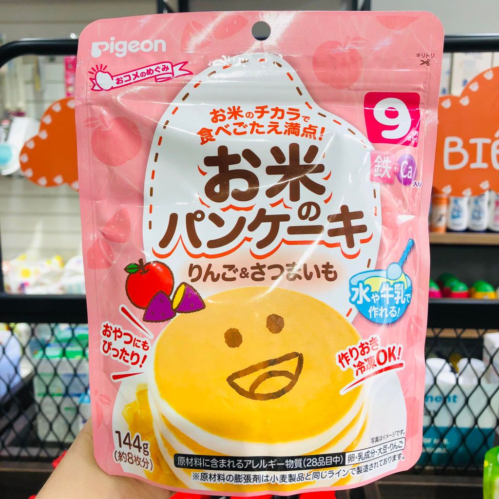 Bột làm bánh pancake Pigeon vị táo, khoai lang 144g (9 tháng+)