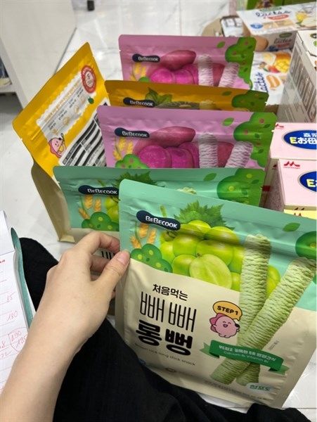 Bánh gạo lứt Thanh dài Bebecook vị nho xanh - 7th+