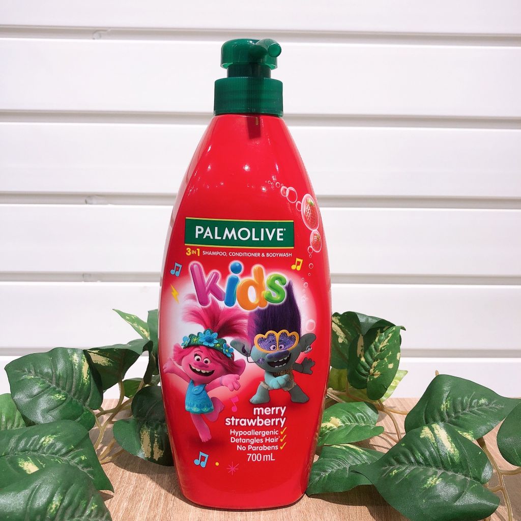 Tắm, gội & xả Palmolive kid hương dâu - 700ml
