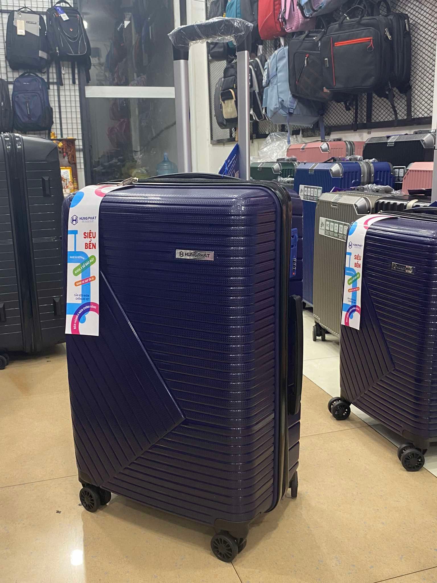 Vali Chống Bể 100% PP 668 Size 24 Xanh than