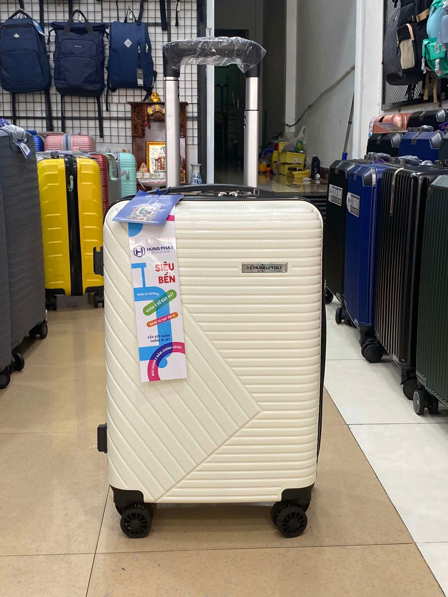 Vali Chống Bể 100% PP 668 Size 20 Trắng