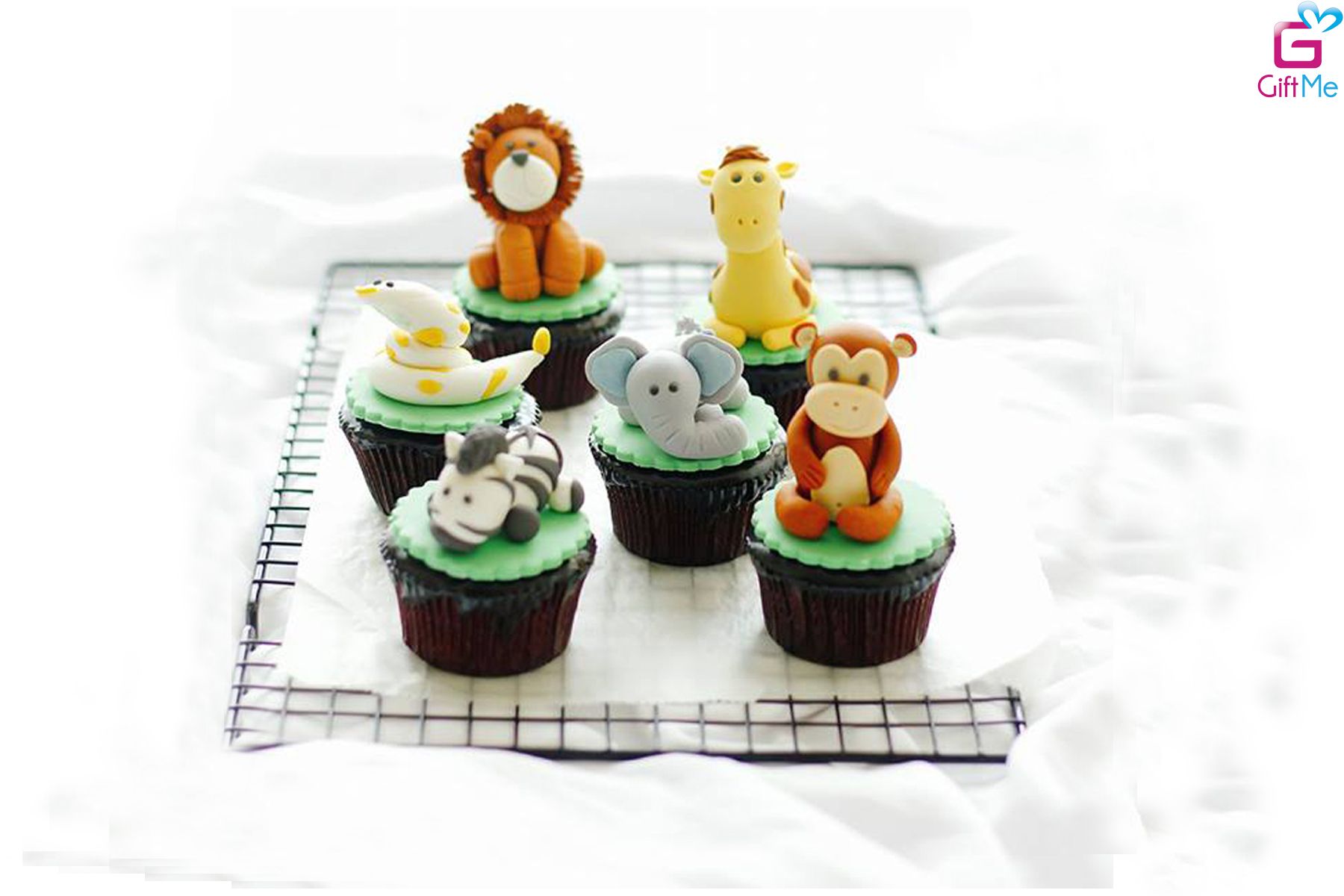 Cupcake chúc mừng sinh nhật trang trí tông hồng 1767  Bánh Cupcake