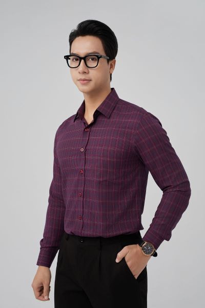 Áo sơ mi caro nam mặc đi làm được không?