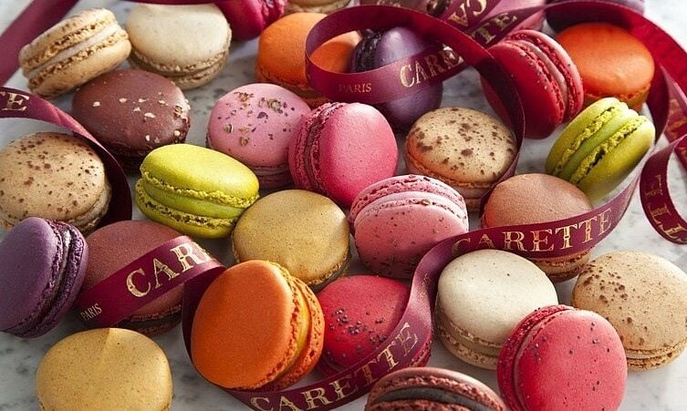 Bánh Macaron trang trí (2c/cặp)