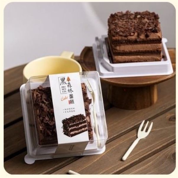 Hộp HT311 đáy vuông 9cm - 1000c/T (kèm nĩa)