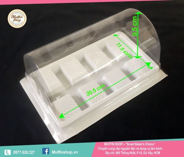 H305 Hộp nhựa bánh cuộn đế trắng nắp trong