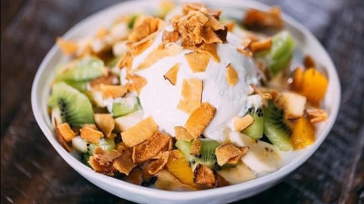 Dừa sấy giòn Hữu Nghị 275gr - 60g/T