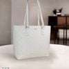 Túi Totebag XK1125 H25 phom cánh dơi khoác vai / m38 đ34 c29 / TRẮNG
