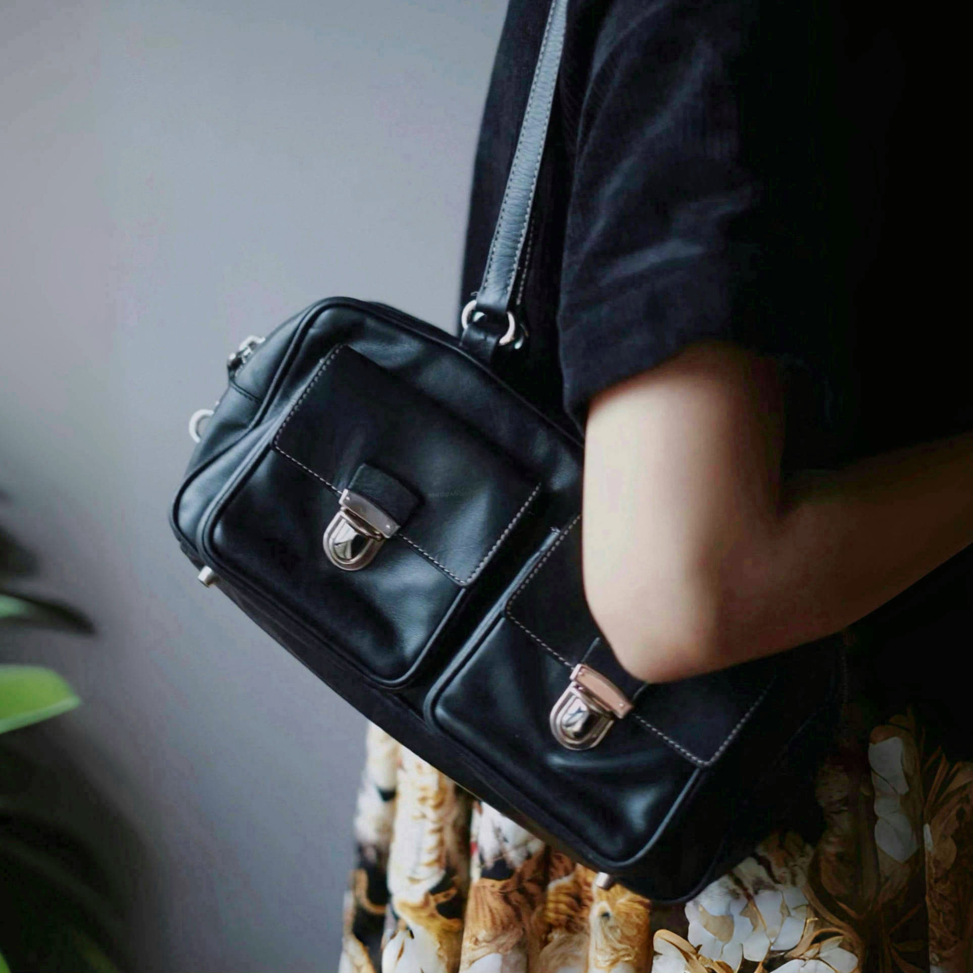 Túi A569 xách da thật kẹp nách TX1359 / 30x14 / ĐEN