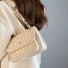 Túi xách A35 chữ nhật đeo chéo / TRẮNG