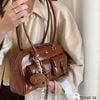 Túi xách BC2 chữ nhật kèm charm TX1142 / 29x16 / NÂU ( M27 )