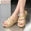 Dép xăng đan EVA nhẹ kèm charm L.E.O / NÂU