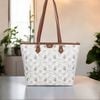 Túi B836 Totebag cánh dơi CHR XK967 / m38 đ30 c26 / TRẮNG KEM VIỀN NÂU