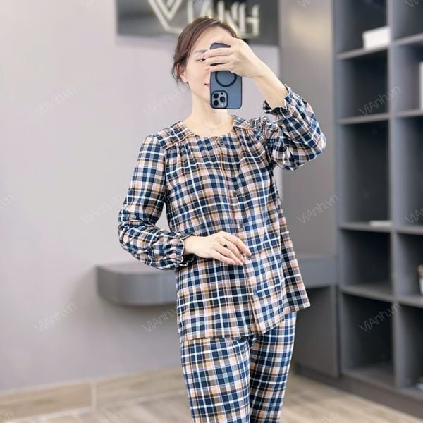 Bộ pizama dài tay VI.VI.EN V67 // NÂU KẺ ĐEN