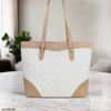 Túi Totebag H83 phom cánh dơi khoác vai XK1083 / m37 đ32 c29 / TRẮNG