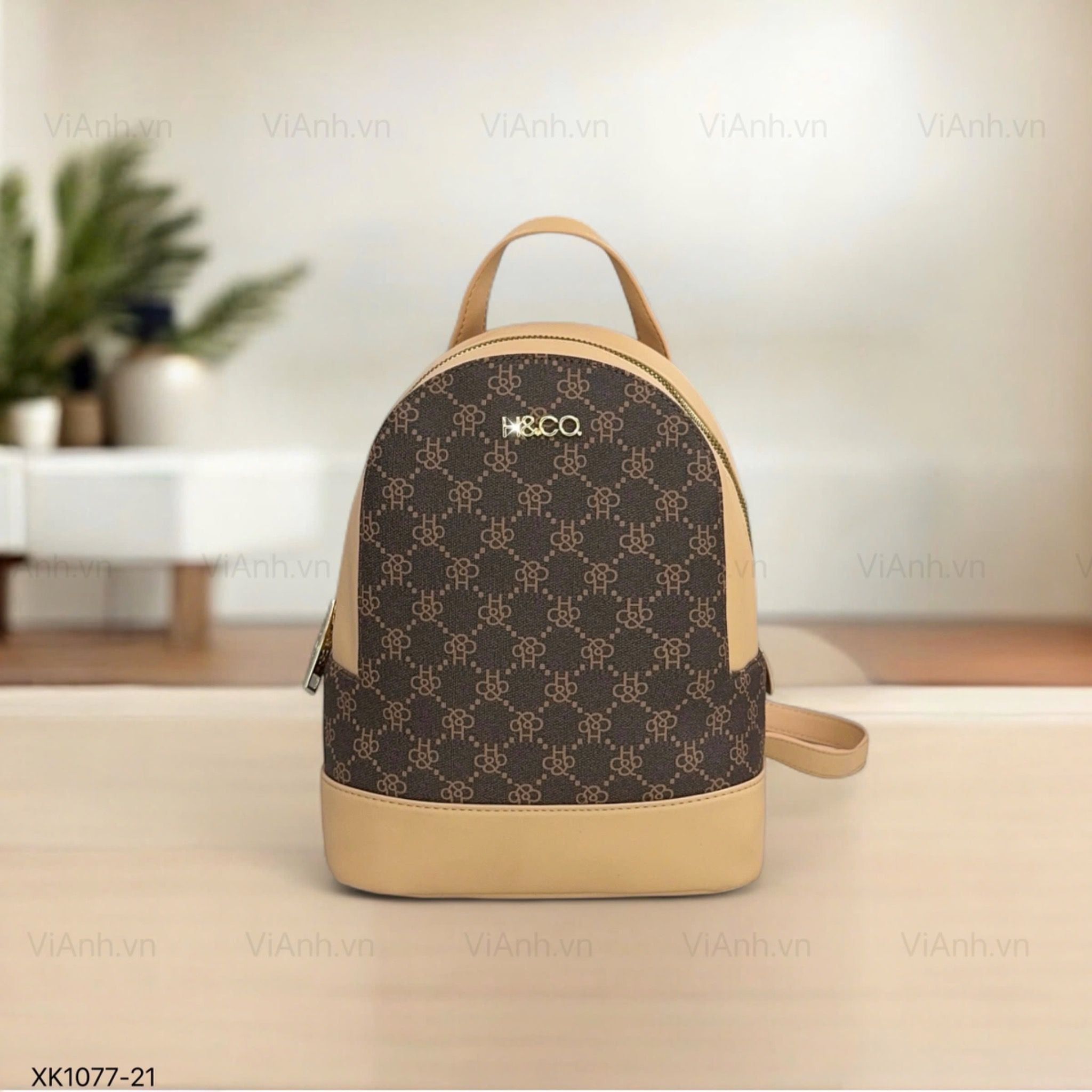 Balo mini HC K77 da vân hoạ tiết chữ / 20x25 / NÂU