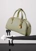 Túi xách nữ thời trang Nucelle công sở đi làm da mềm charm khoá 1172101