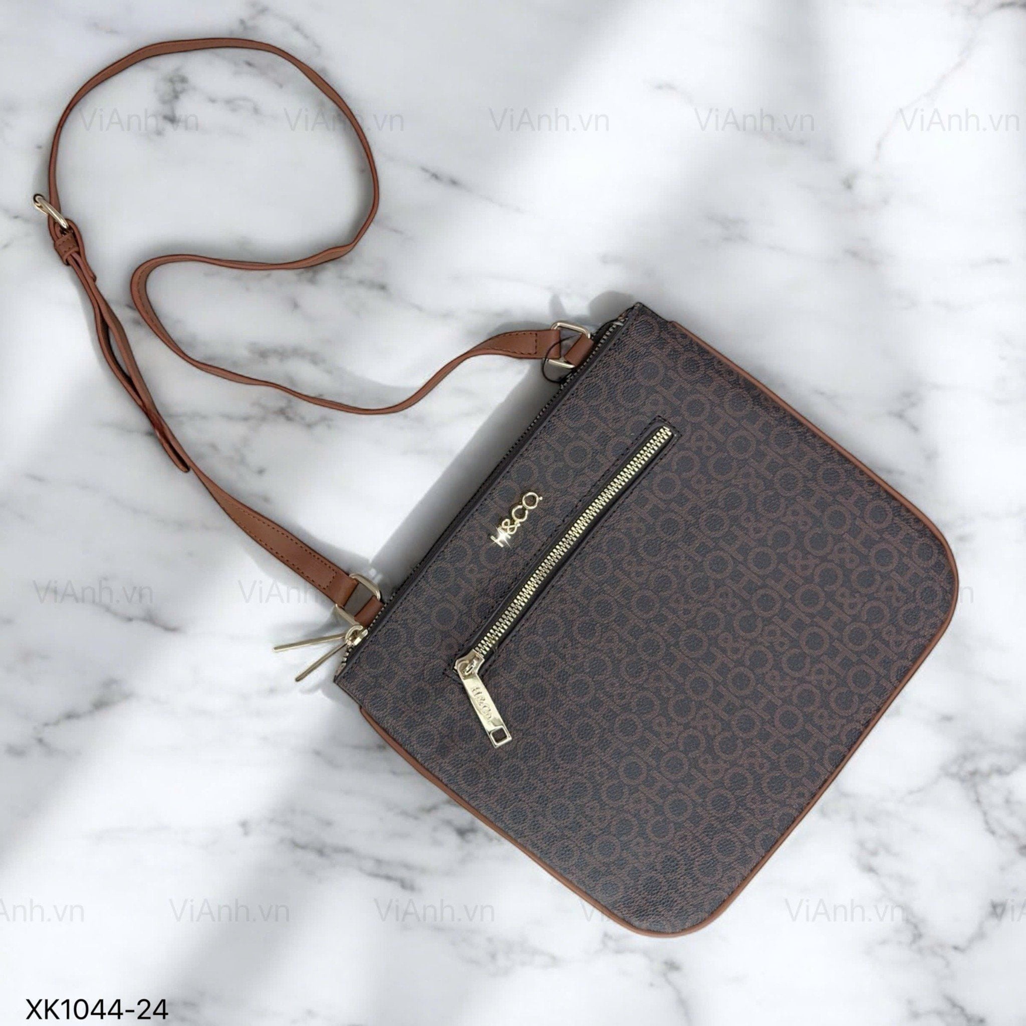 Túi xách XK1044 chữ nhật đeo chéo H44 / 25x22 / NÂU