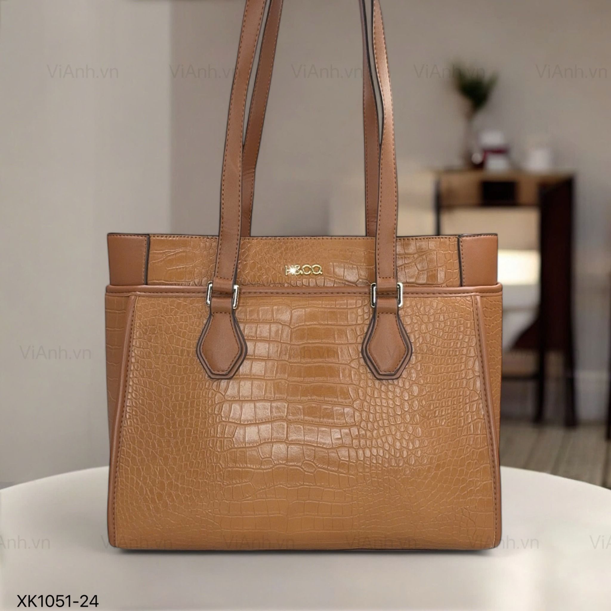 Túi Totebag C51 chữ nhật khoác vai vân da cá sấu XK1051 / 36x29 / NÂU