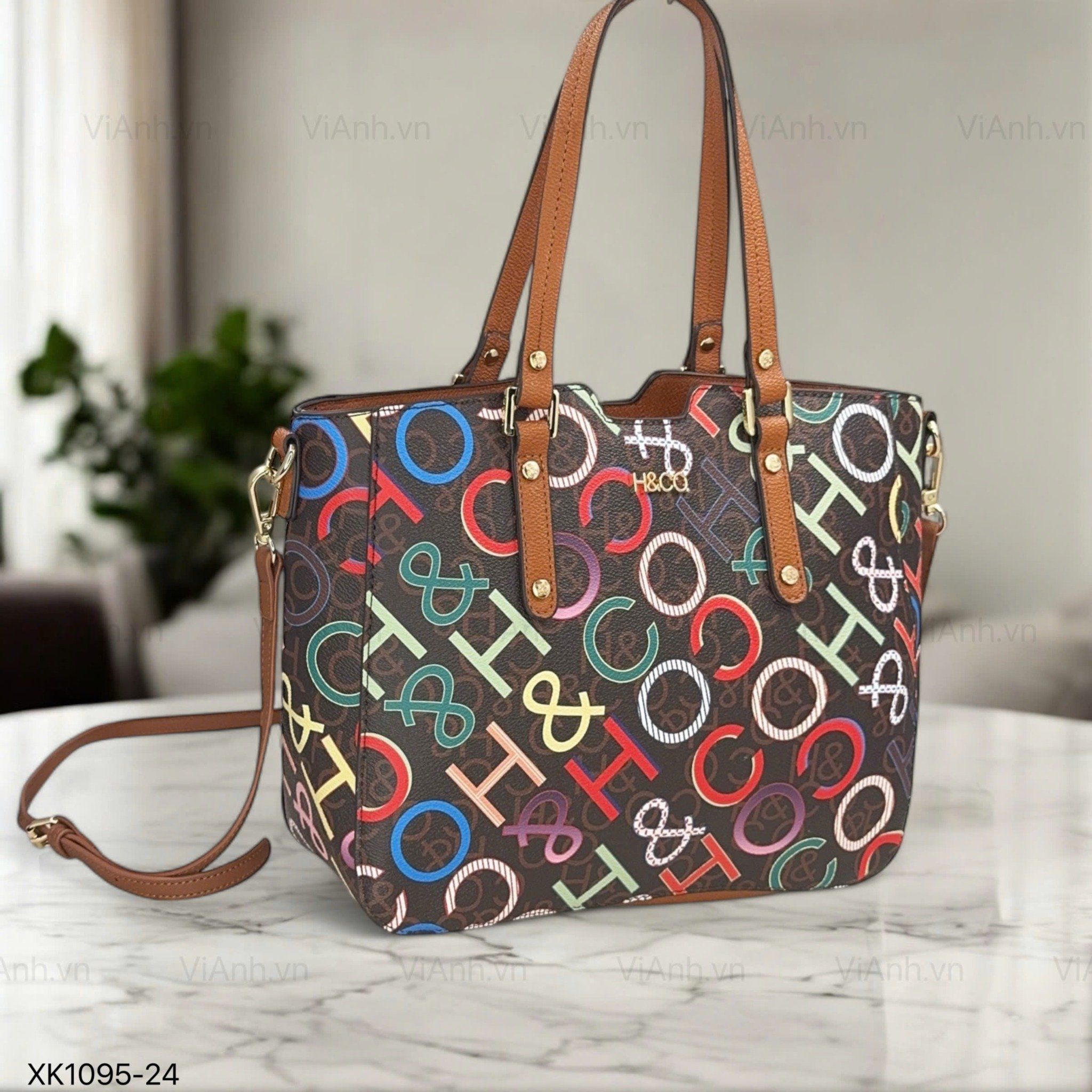 Túi xách XK1095 phom cánh dơi xách tay CĐC H95 / m32 đ28 c23 / NÂU