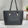 Túi Totebag XK1110 phom cánh dơi khoác vai vân chữ nổi H10 / m40 đ33 c29 / ĐEN