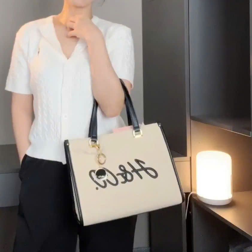 Totebag H&Co chữ nhật xách tay CĐC CHR / 31x25 / TRẮNG VIỀN ĐEN