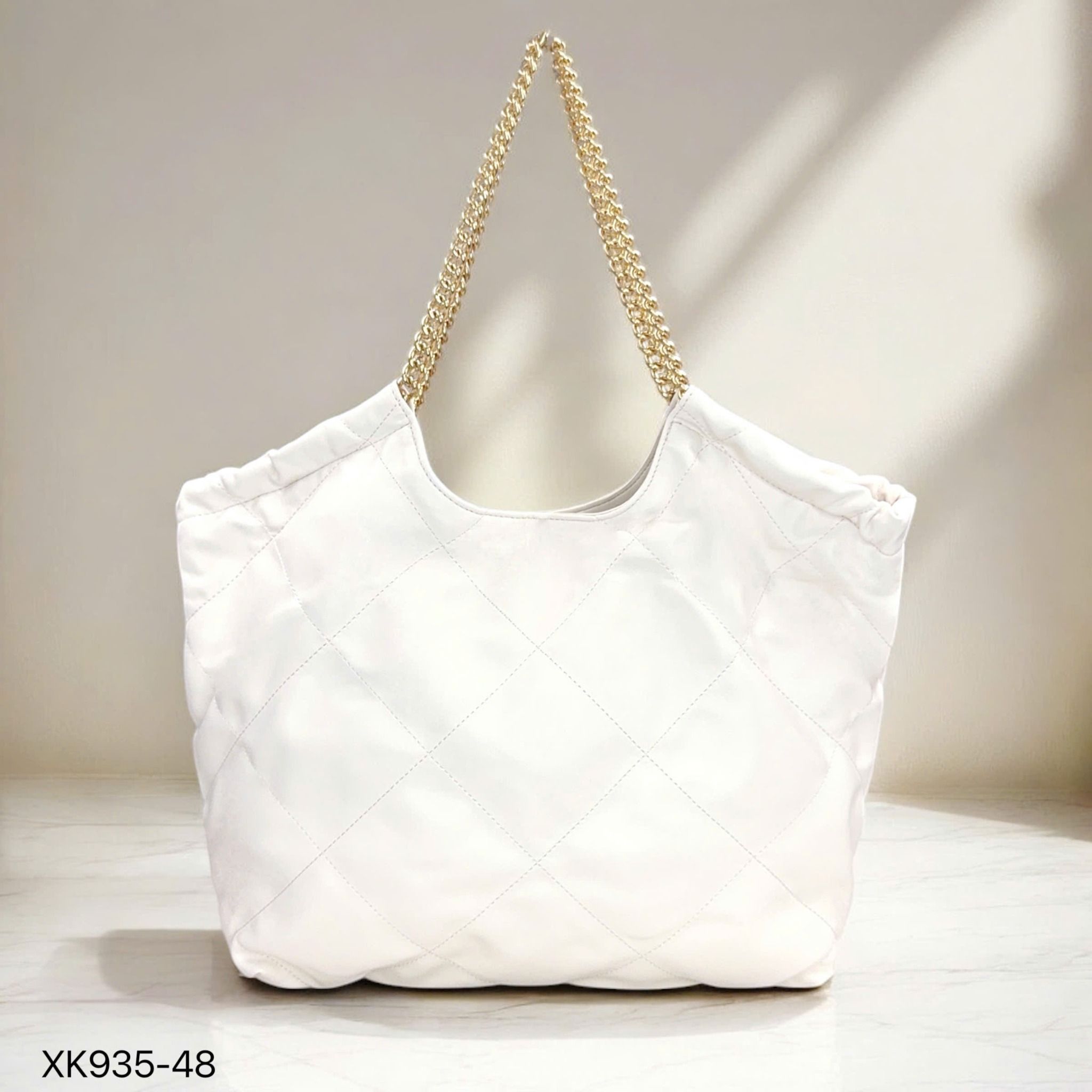 Túi B818 Totebag Me.xi.can phom cánh dơi khoác vai XK935 / m42 đ31 c32 / TRẮNG