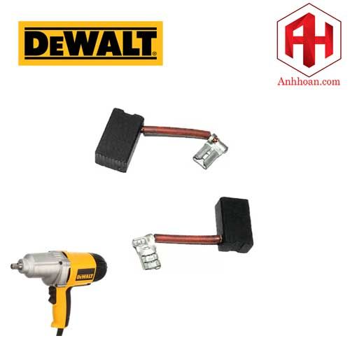 Dewalt 617848-03	Chổi than máy siết bu lông DW293
