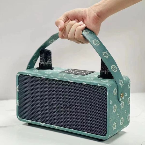 Loa Karaoke Bluetooth 20W Với Hai Không Dây Mic