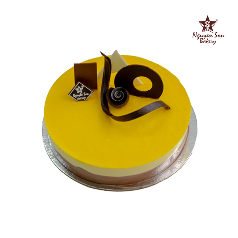  Passion Fruit & Chocolate Cake 
