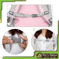 Balo vuông trong cửa lưới