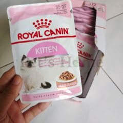 Pate Royal Canin Kitten Instinctive thức ăn ướt mềm tăng cường hệ miễn dịch cho mèo con Pháp gói 85g