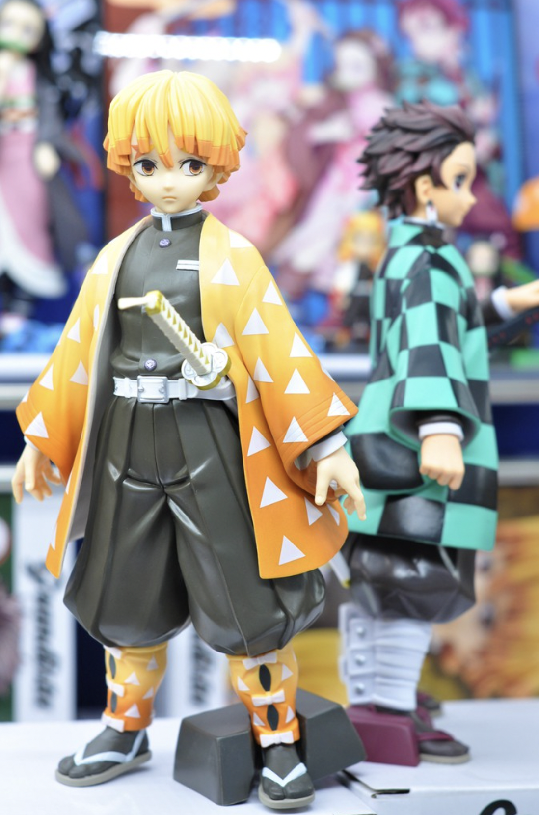 Mô hình Zenitsu Tích Lịch Nhất Thiểm trong Kimetsu no Yaiba  Marvelstore