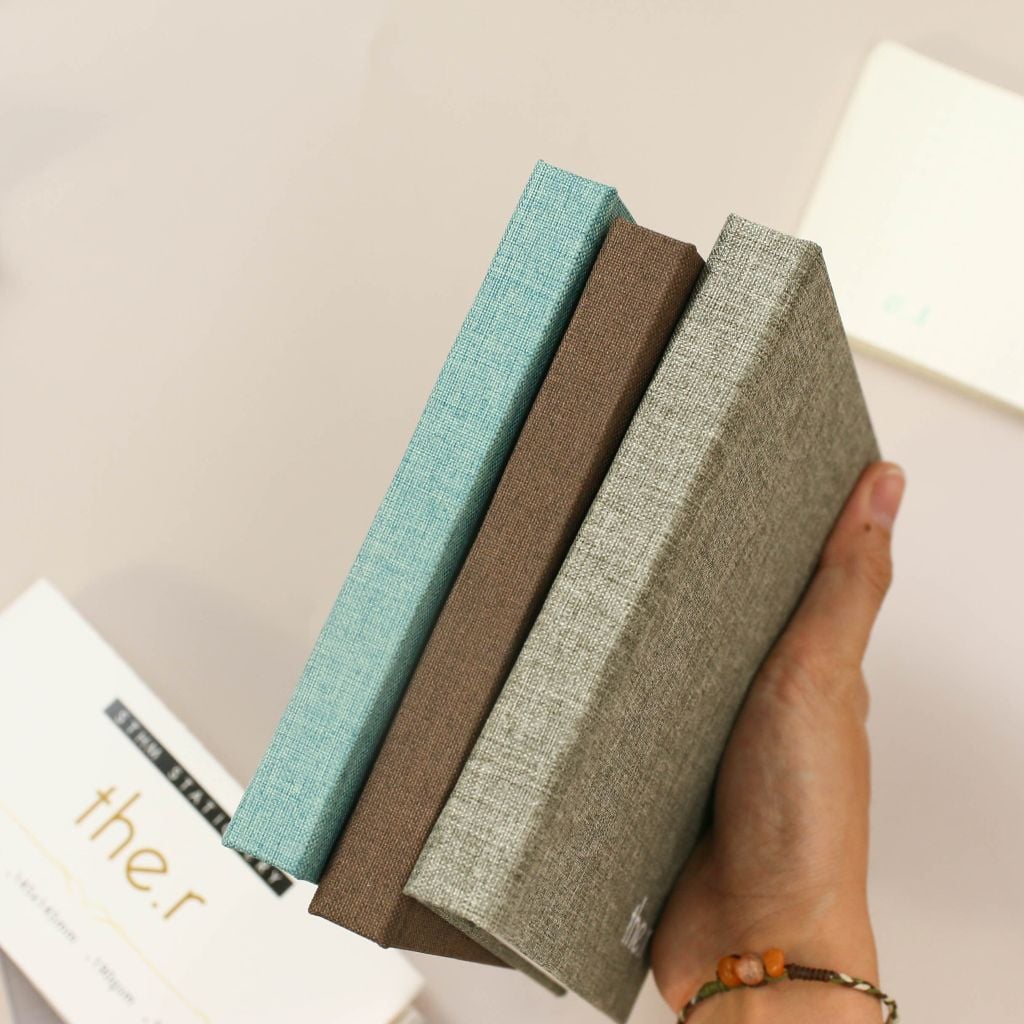 Sổ SketchBook Vuông (145*145mm) STHM The.r 190gsm