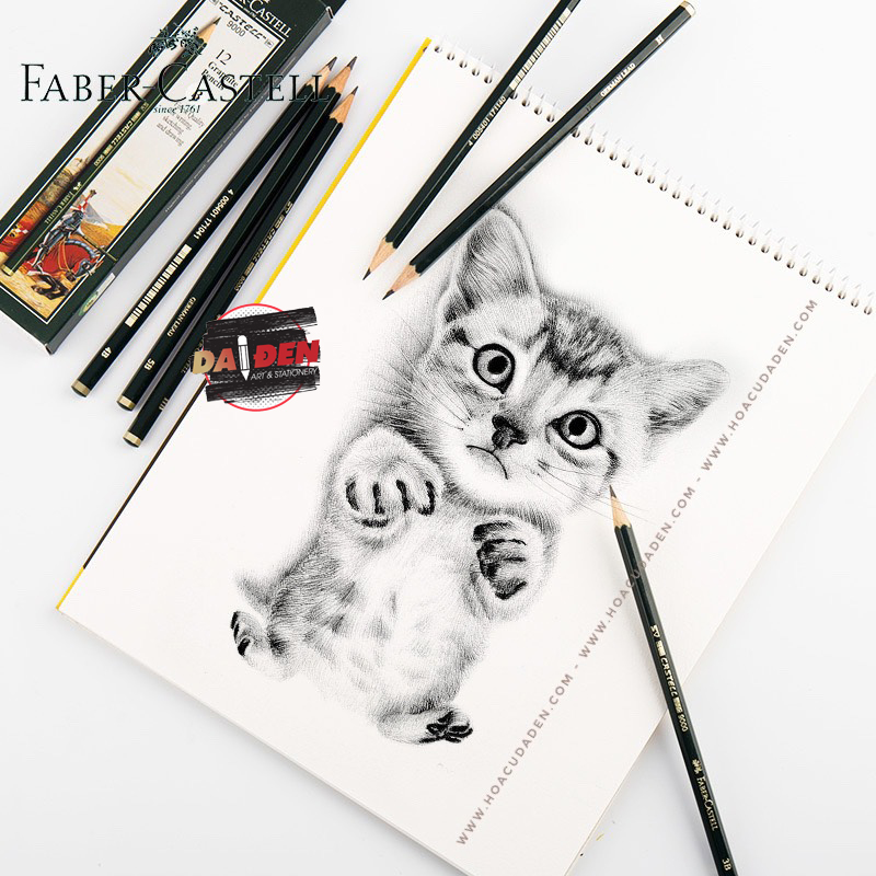 Với bút chì Faber Castell 9000 đáng tin cậy, bạn sẽ luôn cảm thấy tự tin trong việc sáng tạo và vẽ tranh. Hãy nhấn vào ảnh để khám phá thế giới của những bức tranh tuyệt đẹp, được sáng tạo từ bộ bút chì chất lượng cao này.