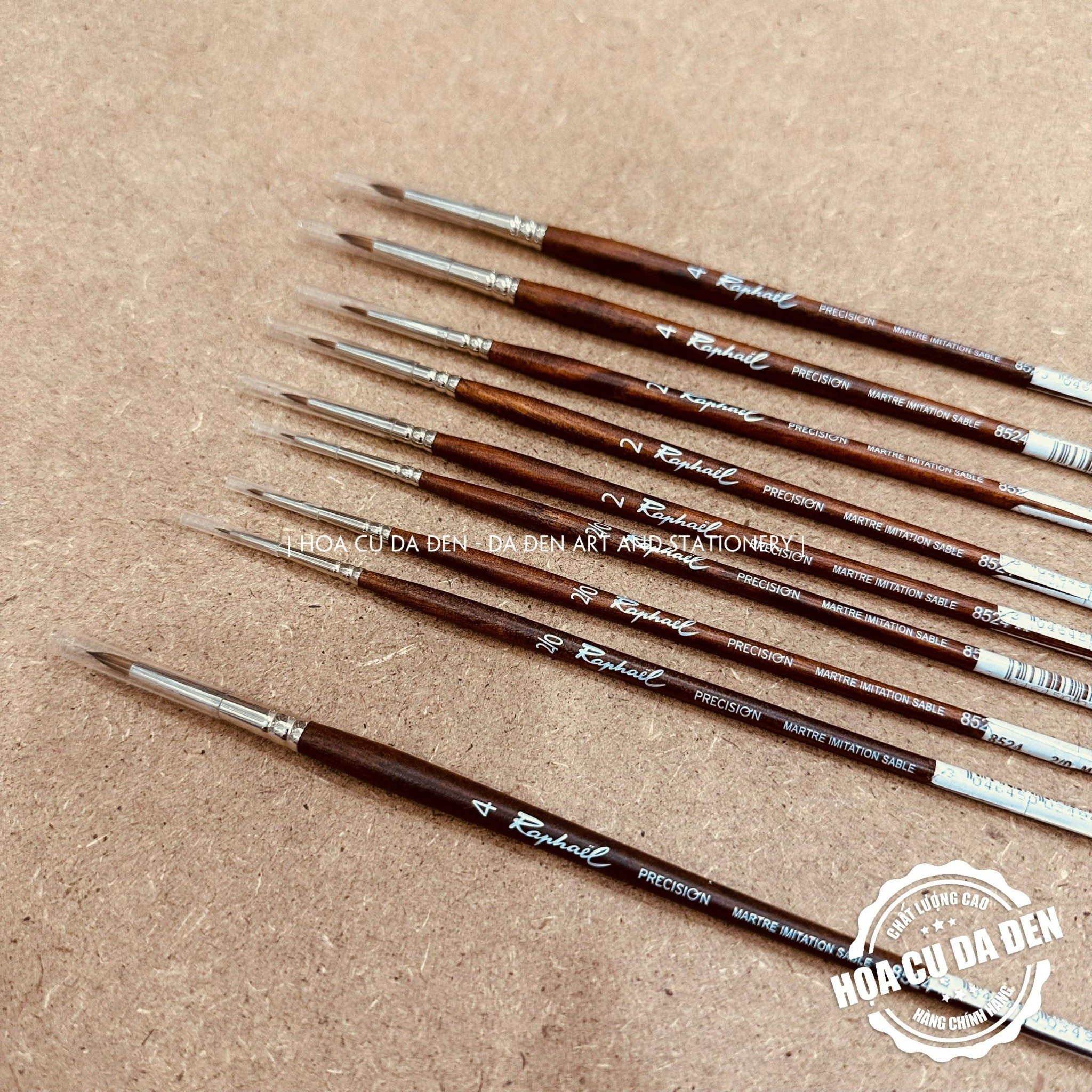 Raphael Precision Brush - Angular, Size 2, Short Handle | BLICK Art