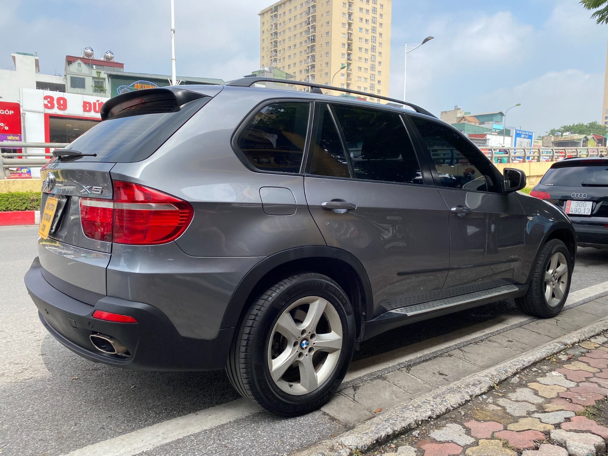 BMW X5 bạc tỷ một thời mất giá còn chưa đến 400 triệu đồng người bán cam  kết Động cơ không thấy tiếng gì dù là nhỏ nhất