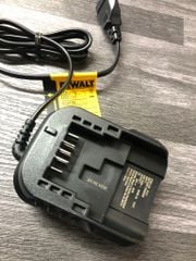 Bộ máy vặn vít cầm tay 18V Dewalt DCF7871D2- B1