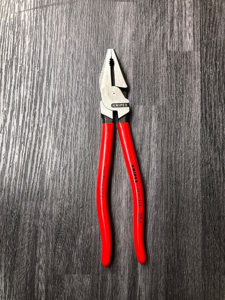 Kìm Đa Năng Knipex 02 01 225 Lưỡi Cắt 63 HRC Dài 225mm