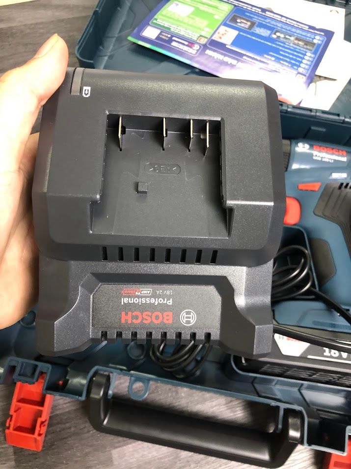 Máy khoan động lực dùng pin 18V Bosch GSB 185-LI (06019K31K2)